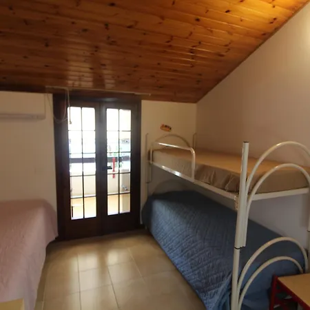 別荘 Villaggio Burchiello Tipo C1 リニャーノ・サッビアドーロ